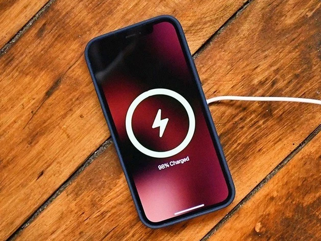 高邑苹果手机维修分享iPhone 12可以随便充电吗 